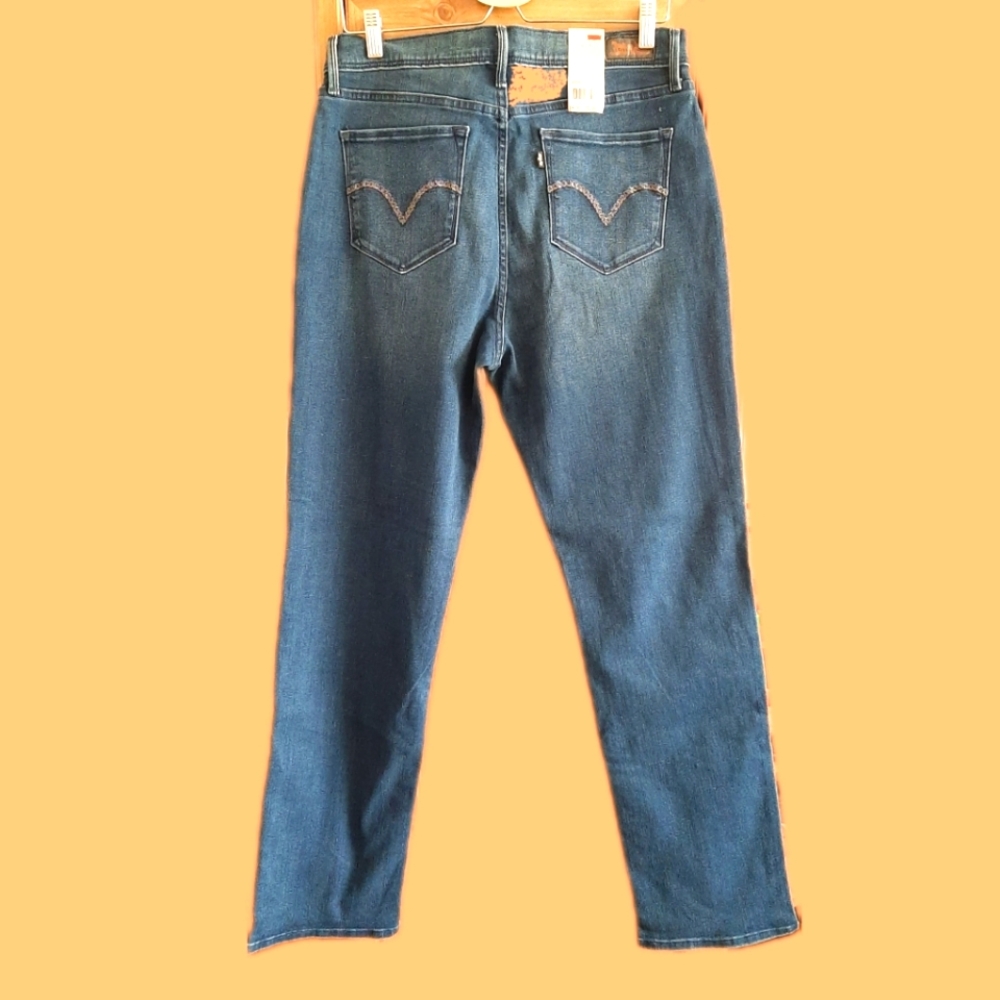 Levi's jeans - Picture 7 of 7